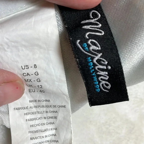 Maxine of Hollywood swimsuit size 8 - Picture 6 of 6